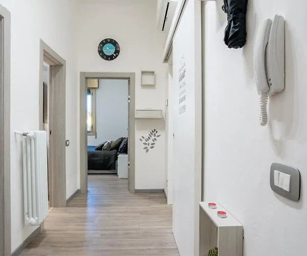 Maneki Murri 124 بولونيا